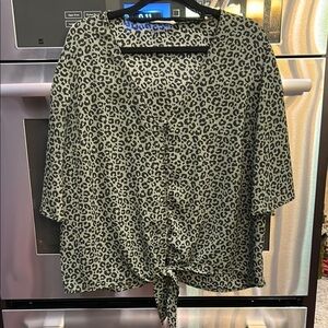 Leopard Print Women's Top‎